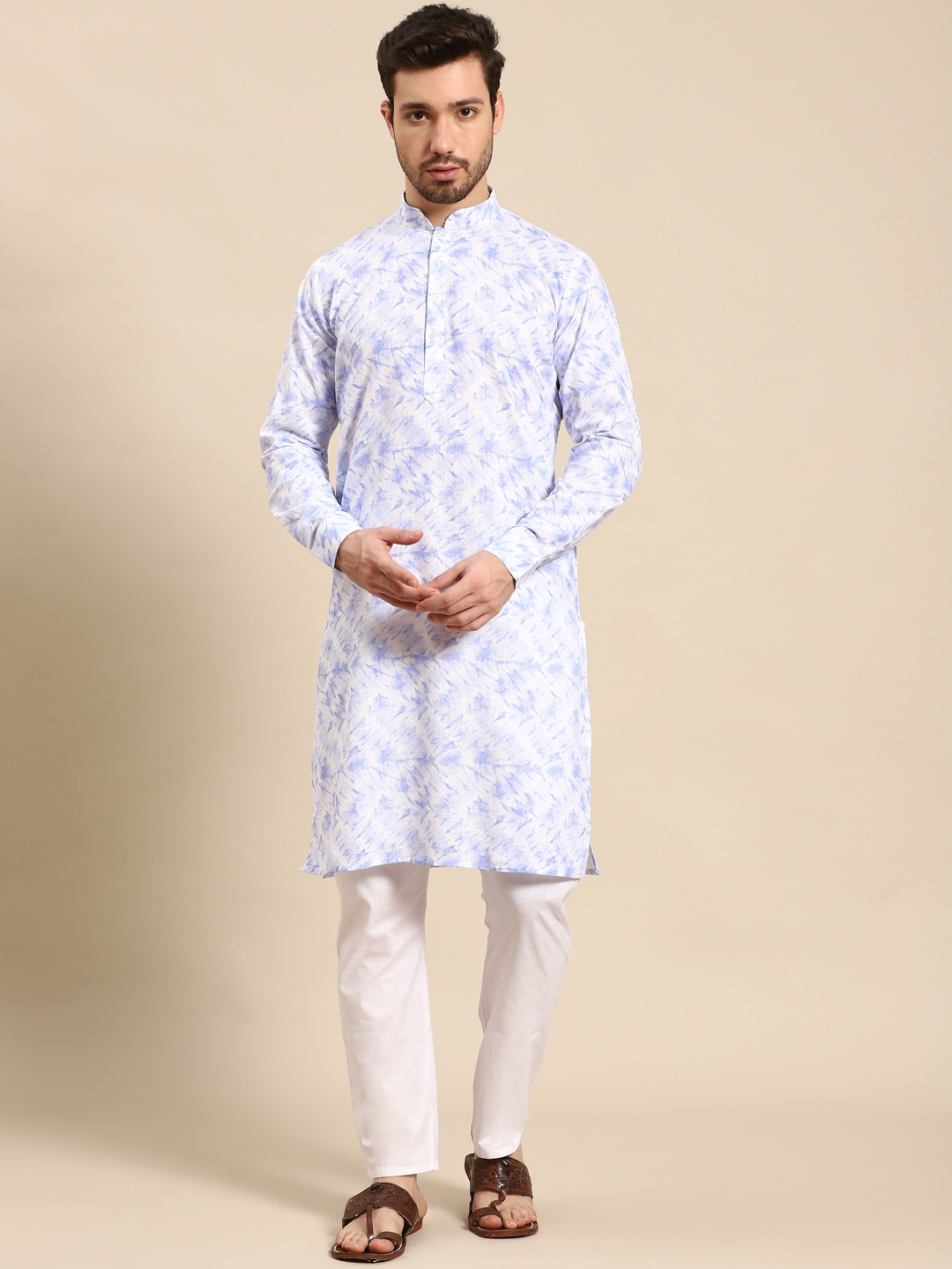 

RAJUBHAI HARGOVINDAS Men Blue & White Tie and Dye Pure Cotton Kurta