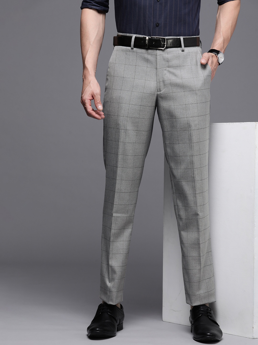 

Louis Philippe Men Grey Checked Slim Fit Trousers