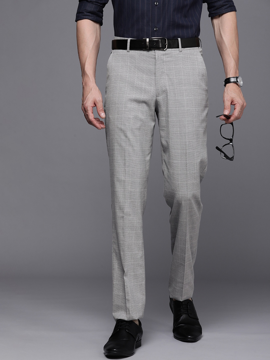 

Louis Philippe Men Grey Checked Slim Fit Formal Trousers