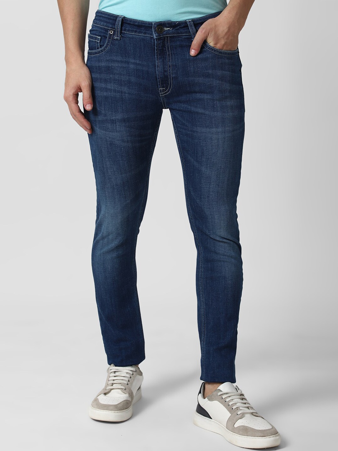 

Peter England Casuals Men Navy Blue Slim Fit Light Fade Jeans