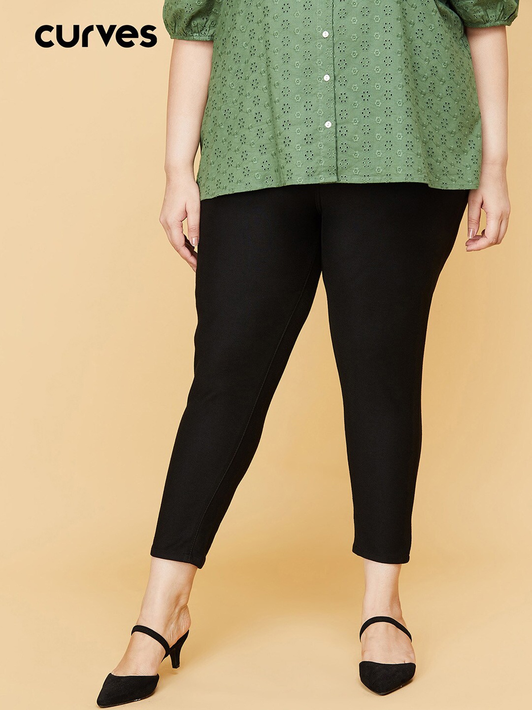 

max Women Black Plus Size Jeans