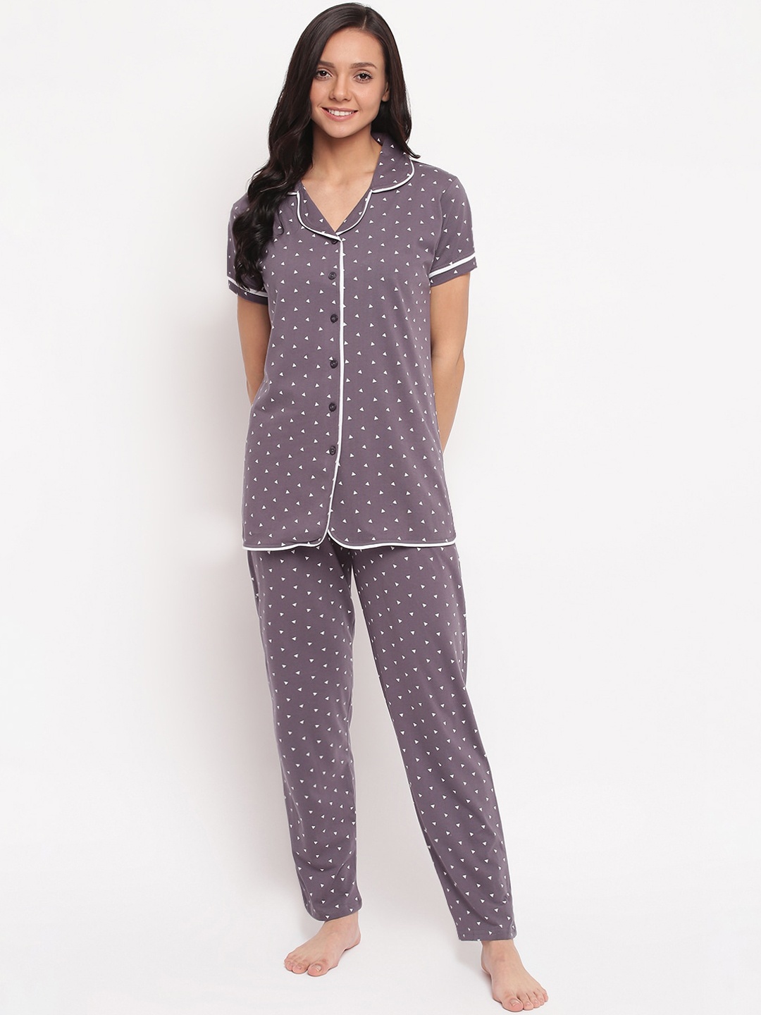 

Style Dunes Women Grey & White Printed Pure Cotton Night suit