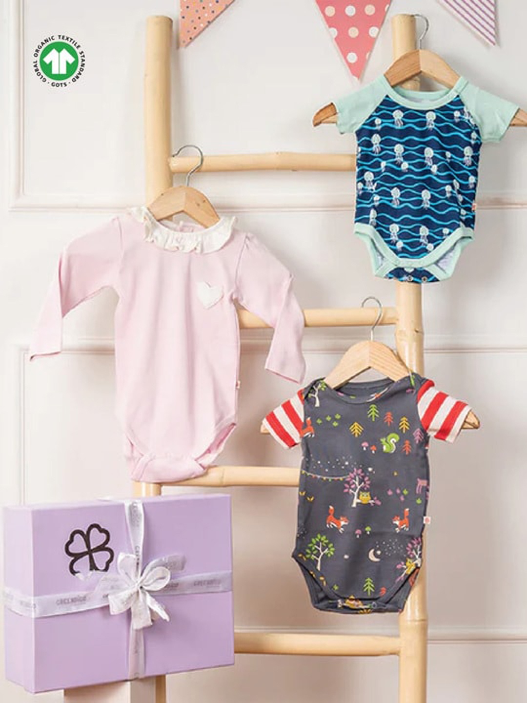

GREENDIGO Pink & Blue Printed Pure Cotton Baby Apparel Gift Set