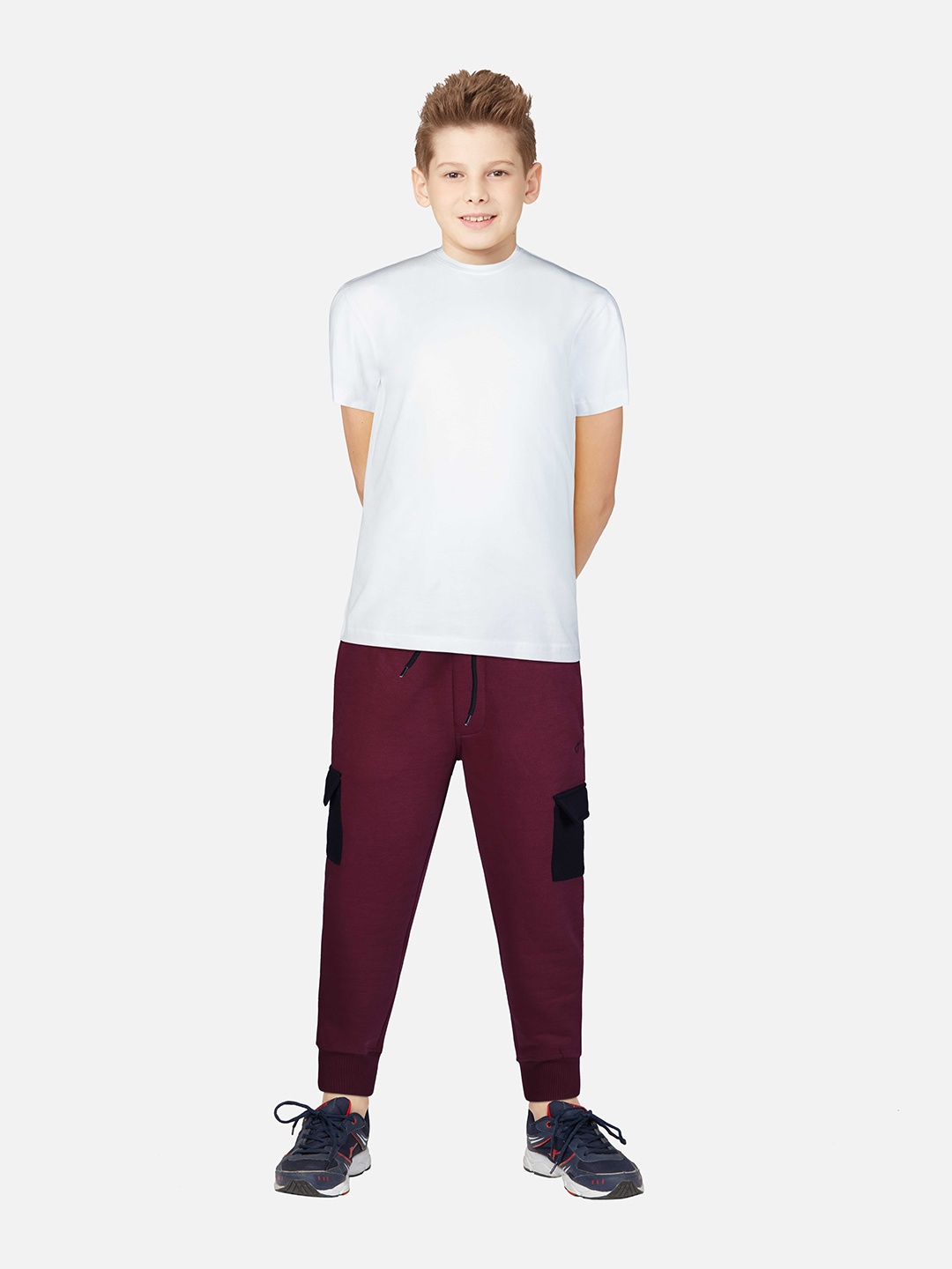 

Gini and Jony Boys Maroon Solid Cotton Joggers