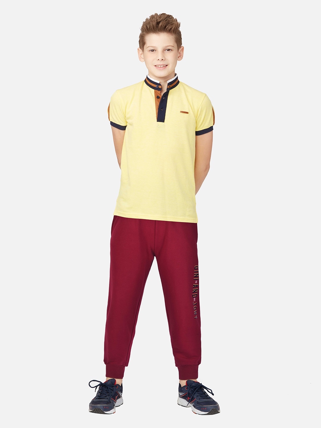 Gini and Jony Boys Red & Black Brand Logo Printed Joggers