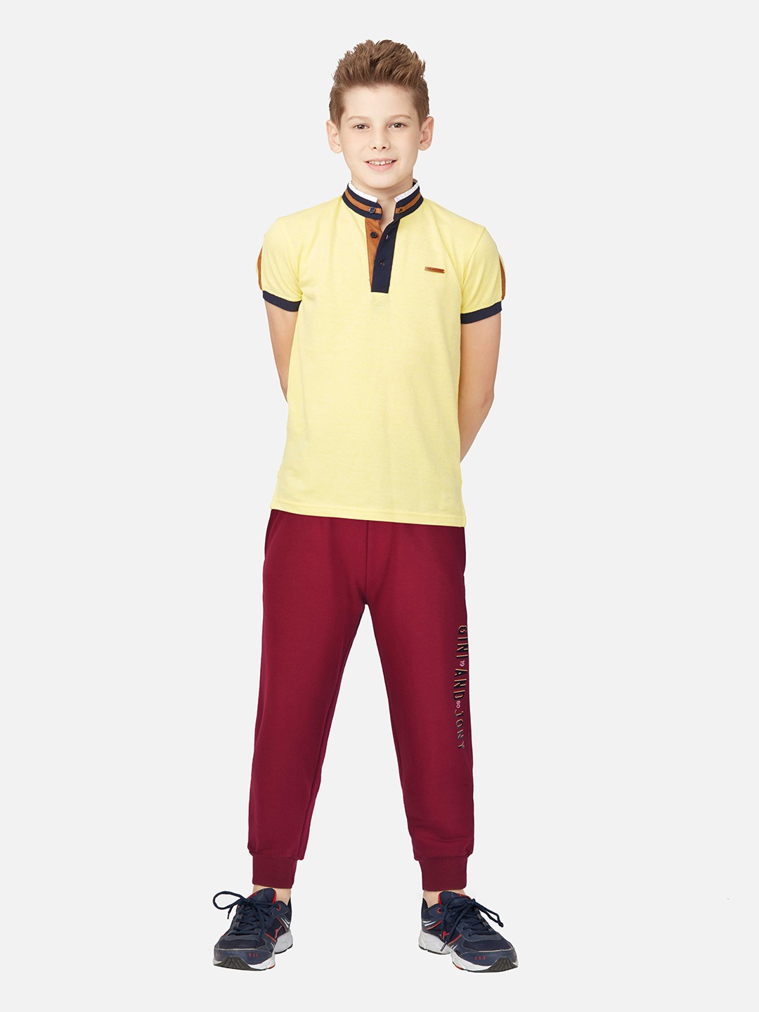 

Gini and Jony Boys Red Printed Cotton Joggers