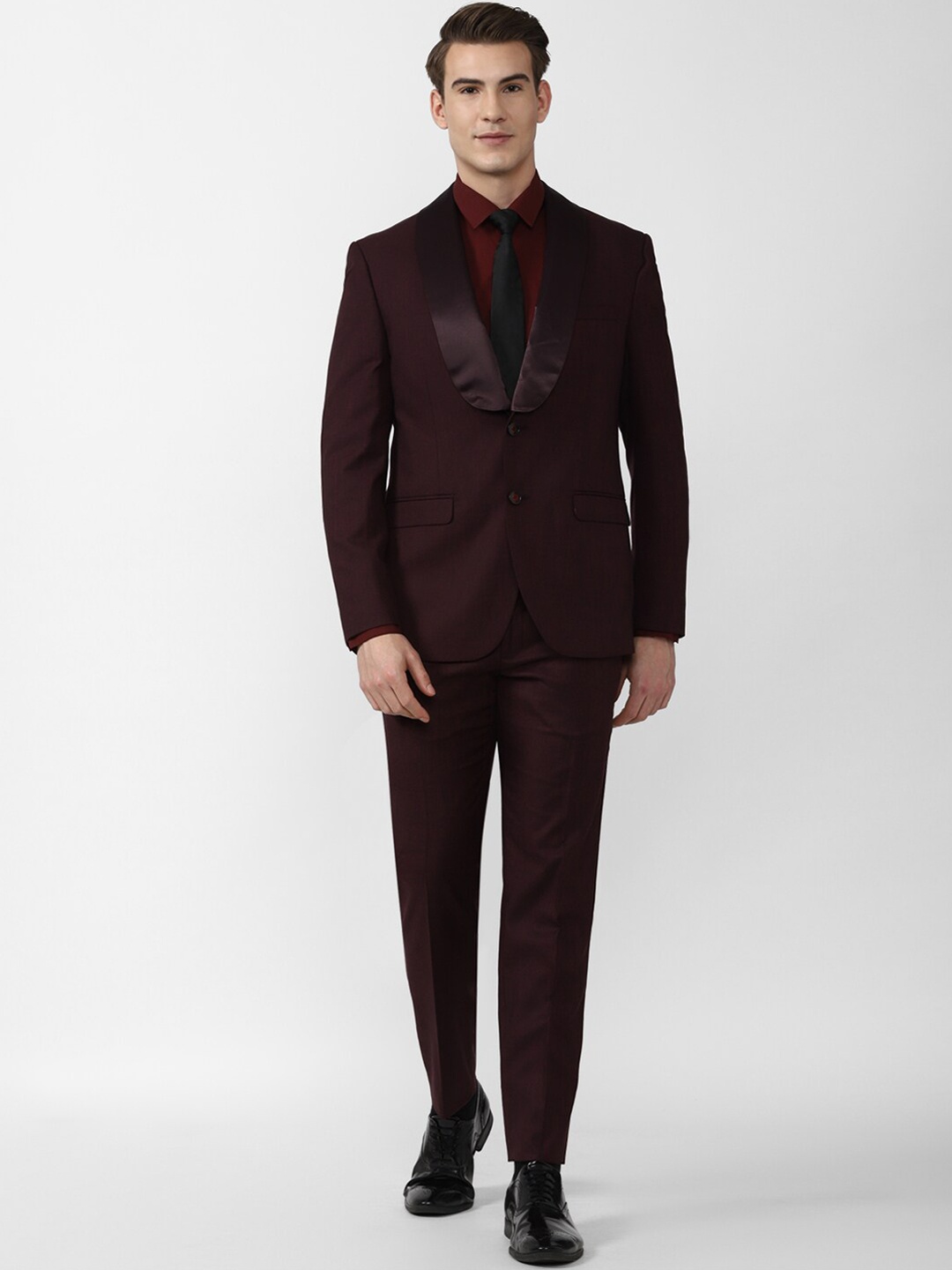 

Van Heusen Men Maroon Solid Slim-Fit Tuxedo 2-Piece Party Suit