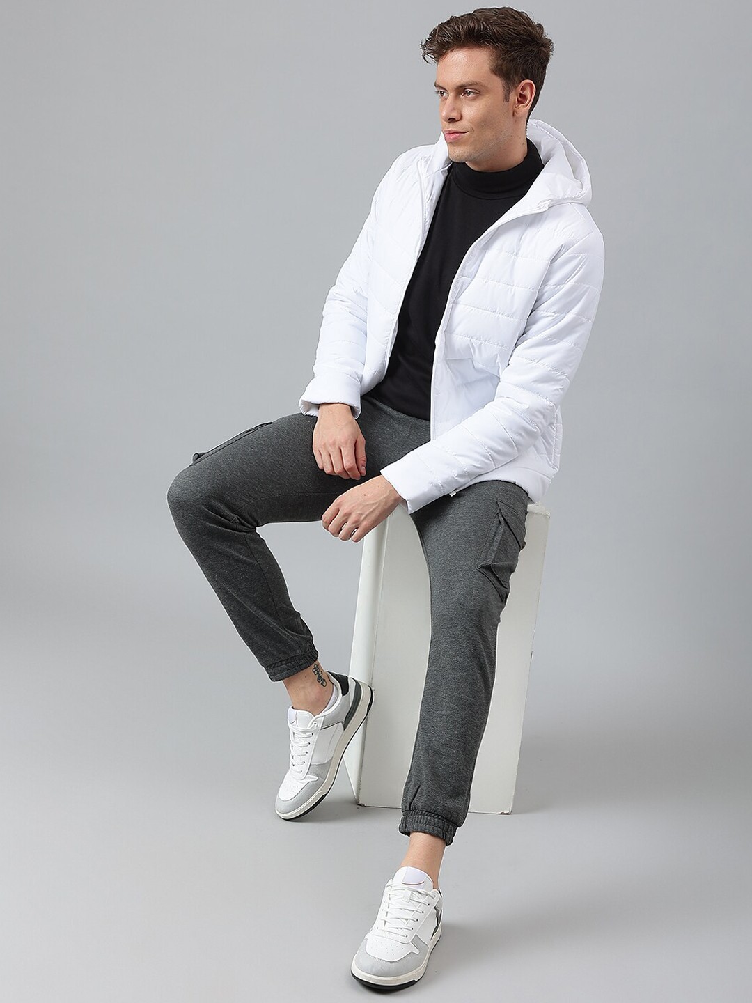 

High Star Men White Solid Hooded Puffer Jacket