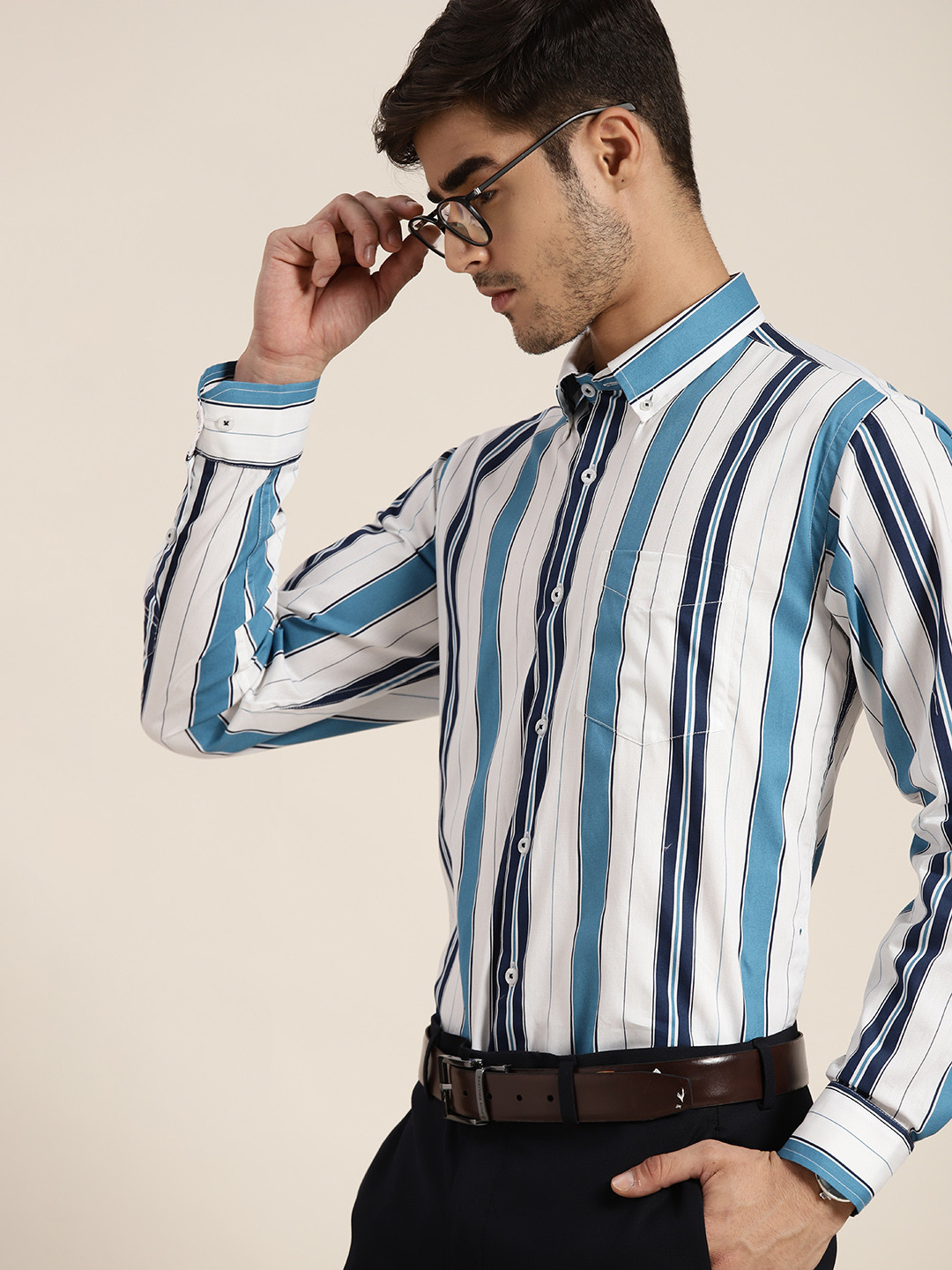 

Hancock Men White & Blue Slim Fit Striped Pure Cotton Formal Shirt