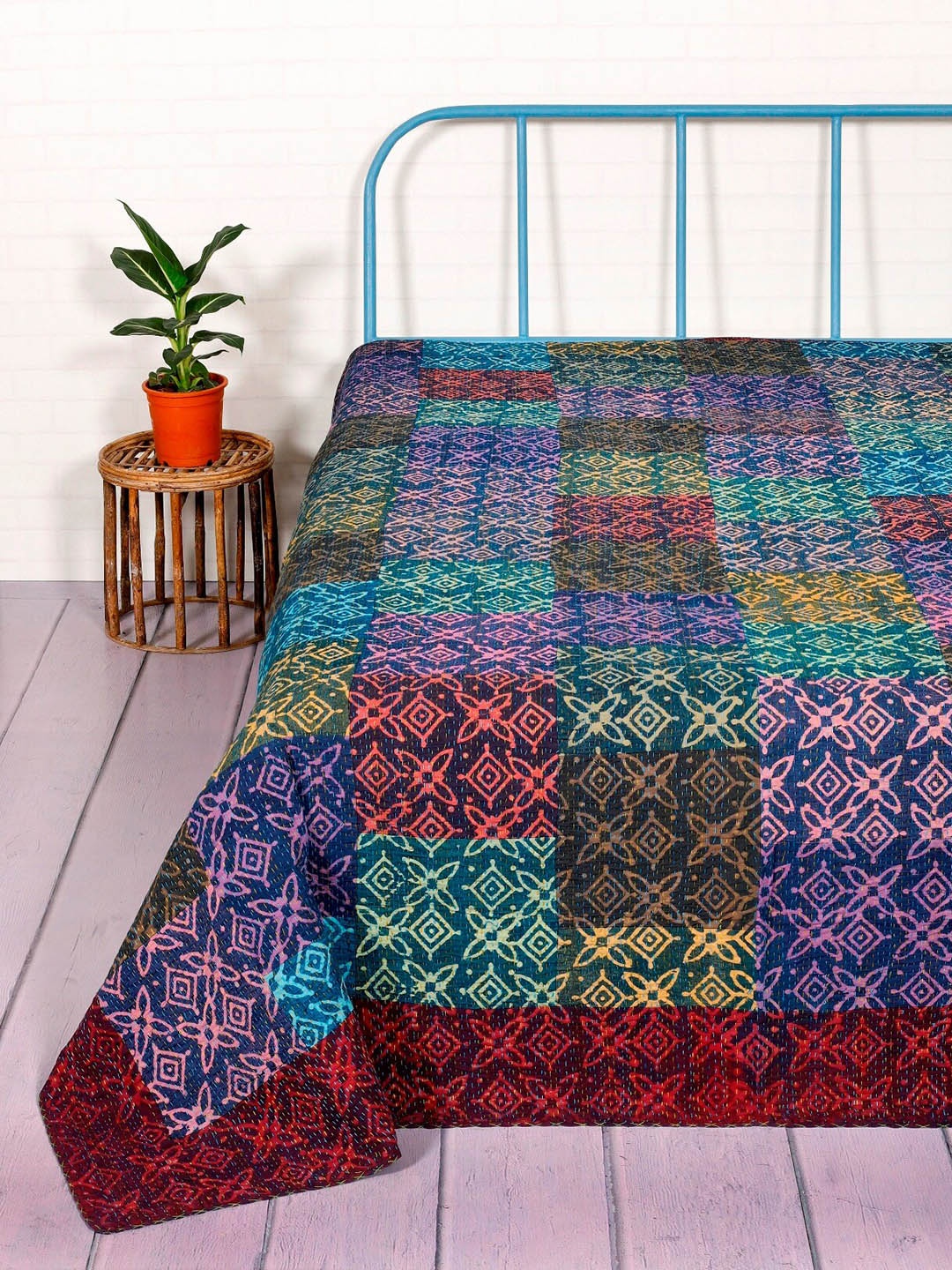 

HANDICRAFT PALACE Women Blue Patchwork Kantha Embroidered Cotton Double Bed Cover 