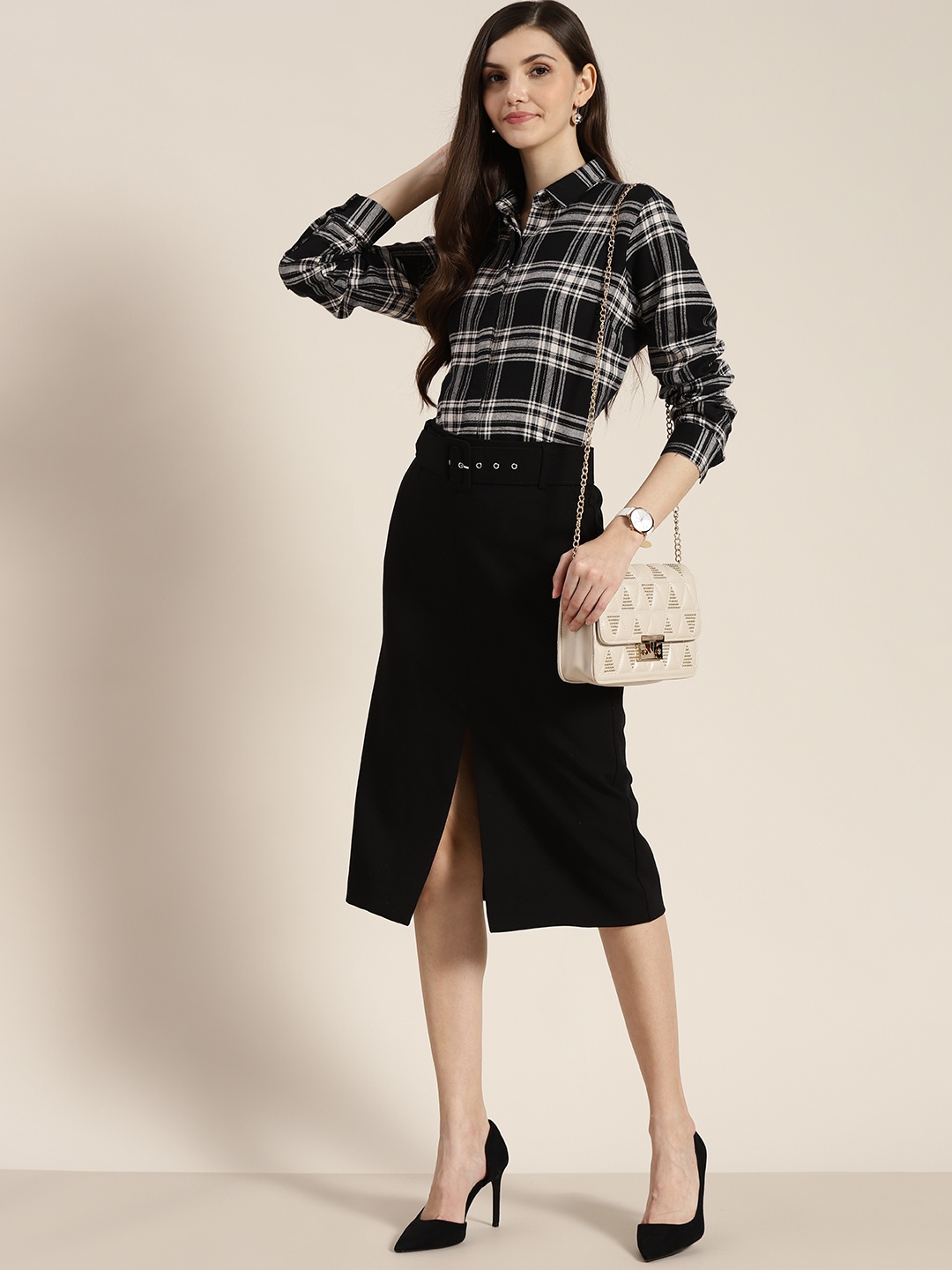 

Hancock Women Black & White Regular Fit Tartan Checks Pure Cotton Formal Shirt