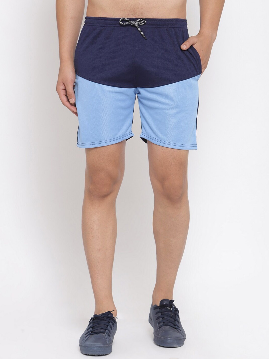 

KLOTTHE Men Blue Solid Shorts
