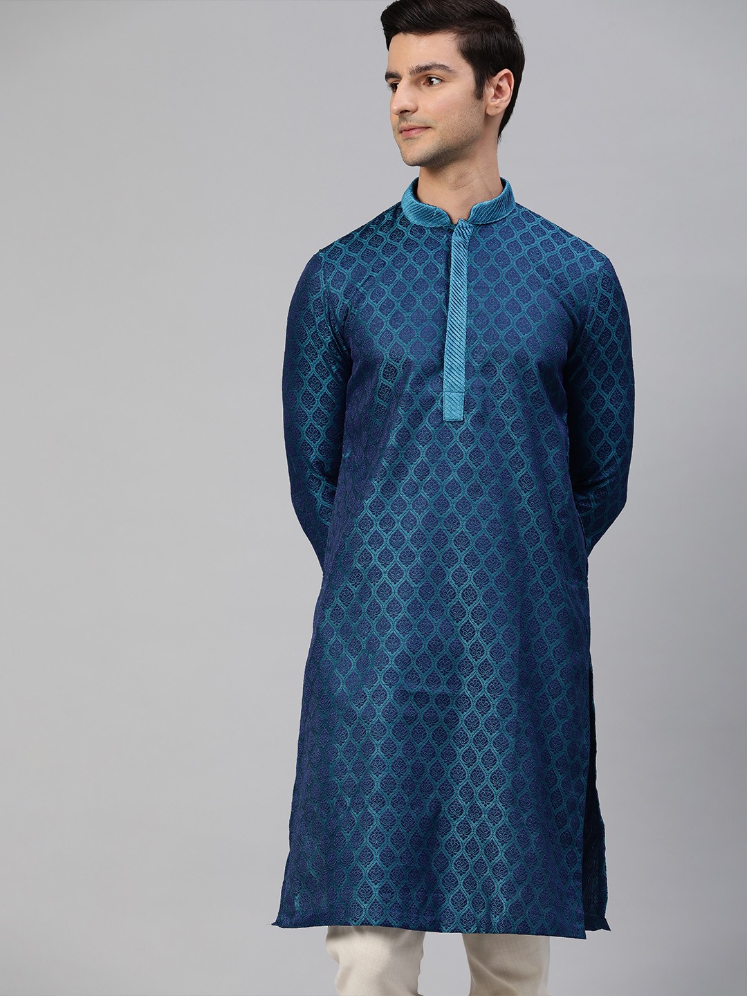 

Manthan Men Blue Geometric Printed Straight Mandarin Collar Kurta