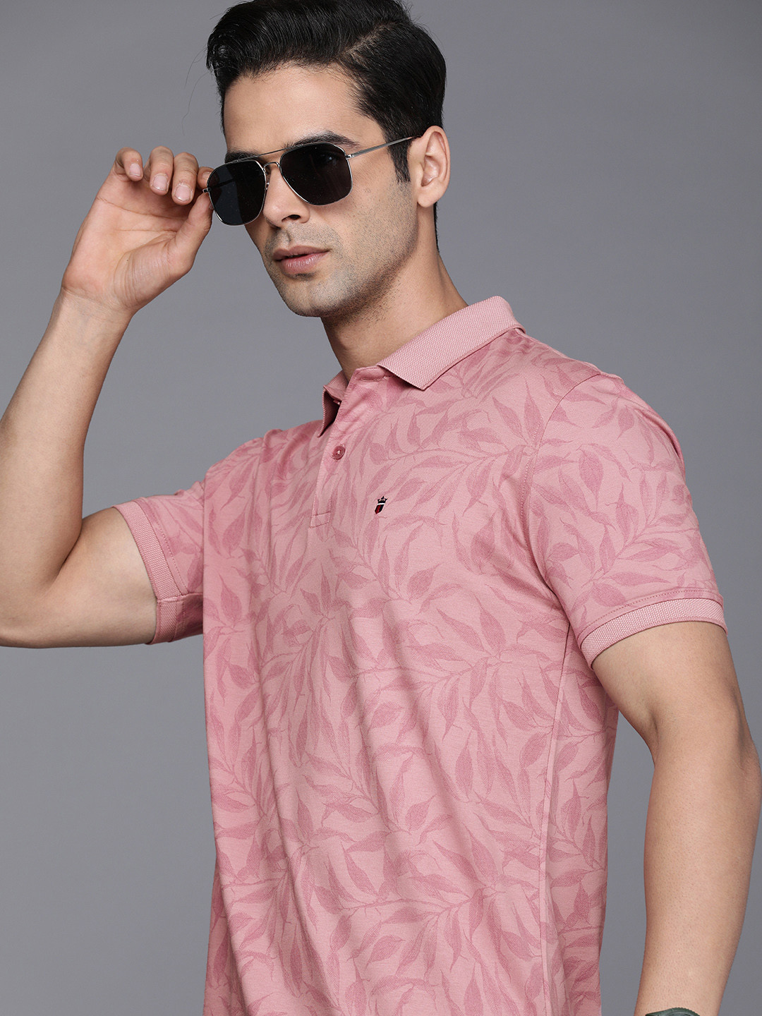

Louis Philippe Sport Men Rose Tropical Printed Polo Collar Slim Fit T-shirt