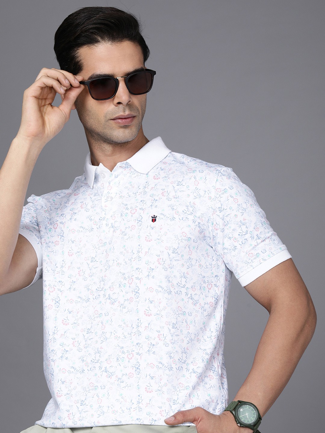 

Louis Philippe Sport Men White & Blue Floral Printed Polo Collar Slim Fit T-shirt