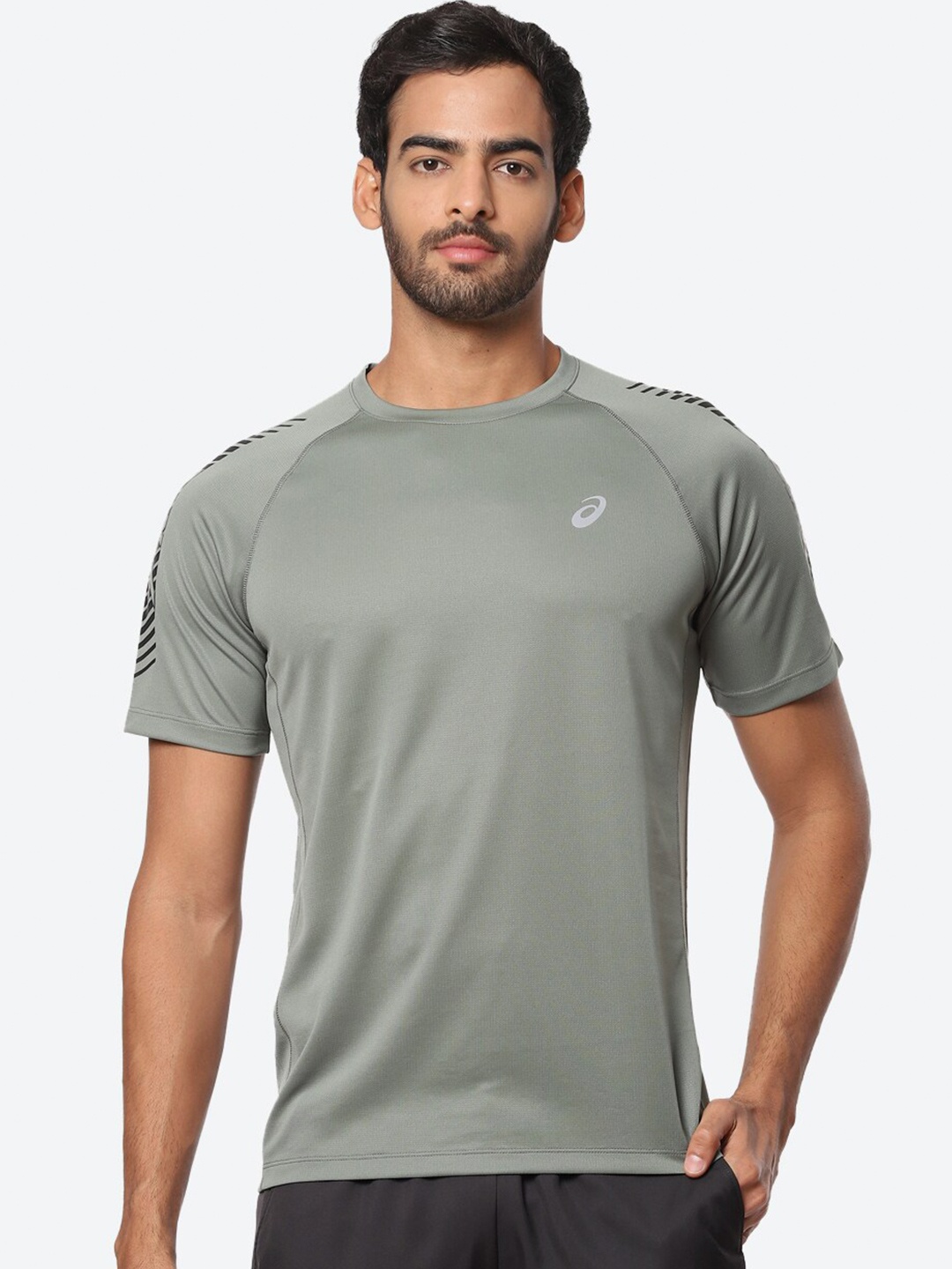 

ASICS Icon SS Men Green Drop-Shoulder Sleeves Round Neck T-shirt