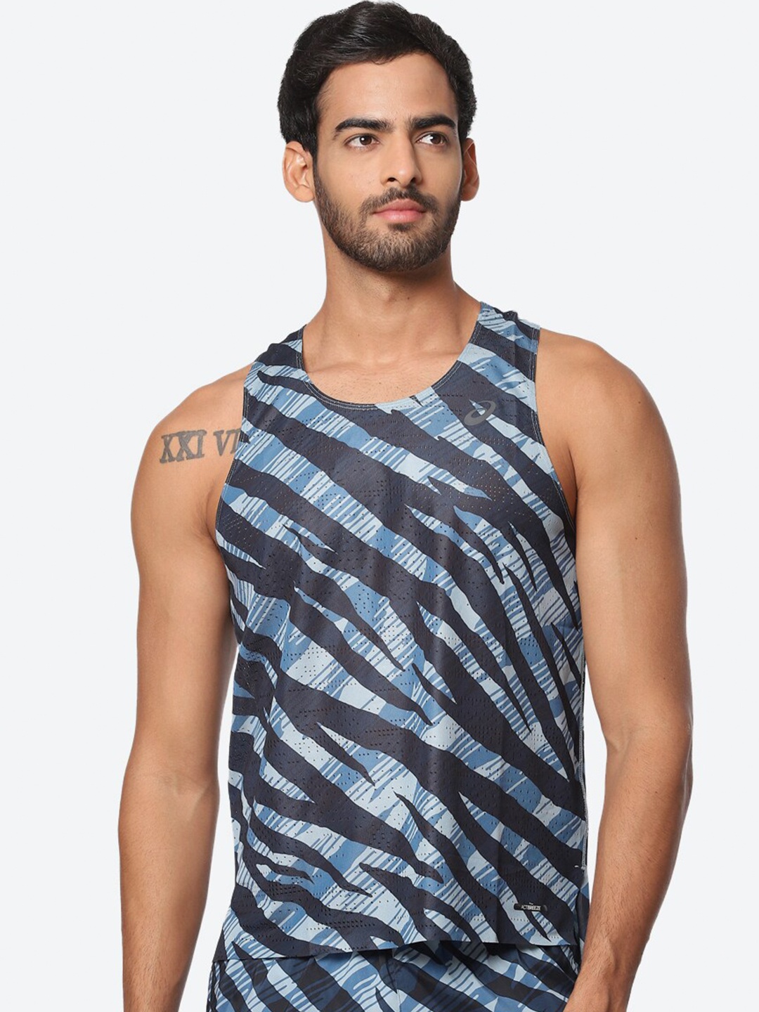 

ASICS Men Ventilate Actibreeze Singlet Aop Printed Training T-shirt, Blue