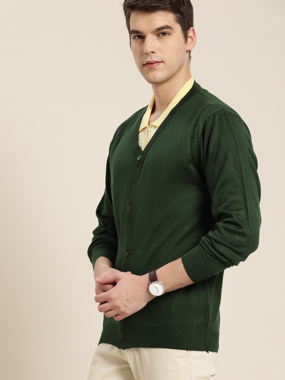 

INVICTUS Men Olive Green Acrylic Solid Cardigan