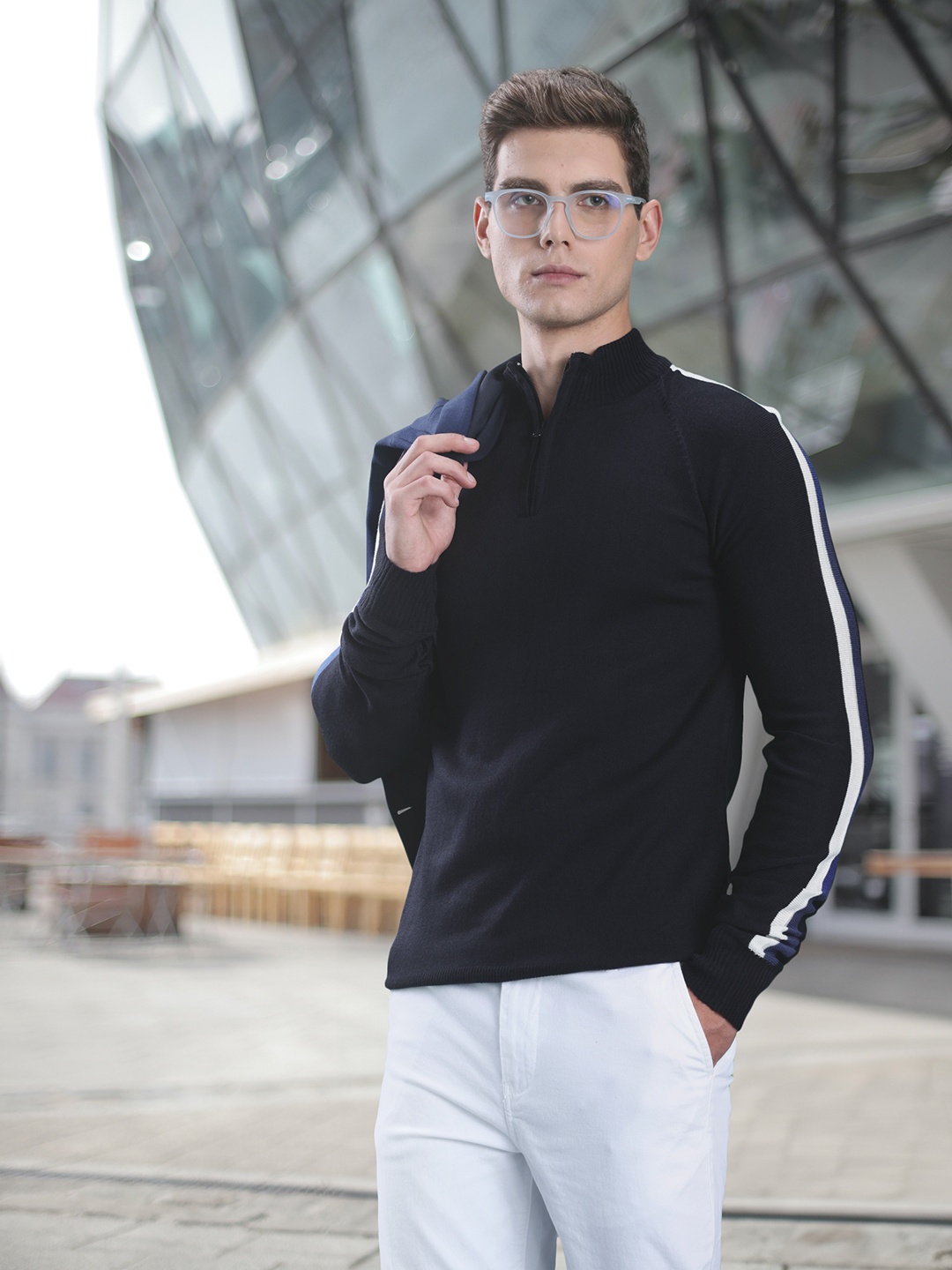 

INVICTUS Navy Blue Solid Acrylic Stripes Detail Raglan Sleeves Pullover
