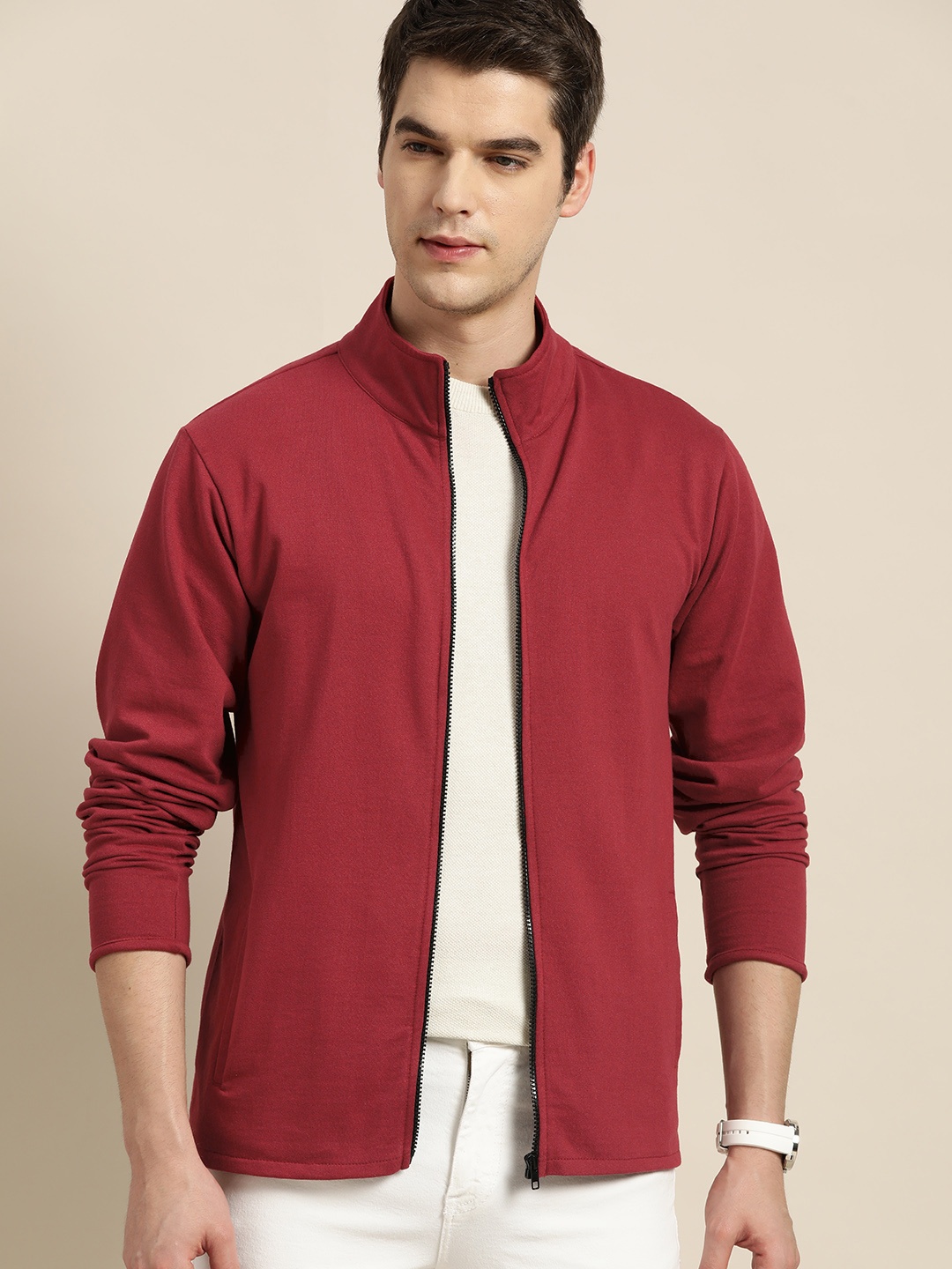 

INVICTUS Men Maroon Pure Cotton Solid Sweatshirt