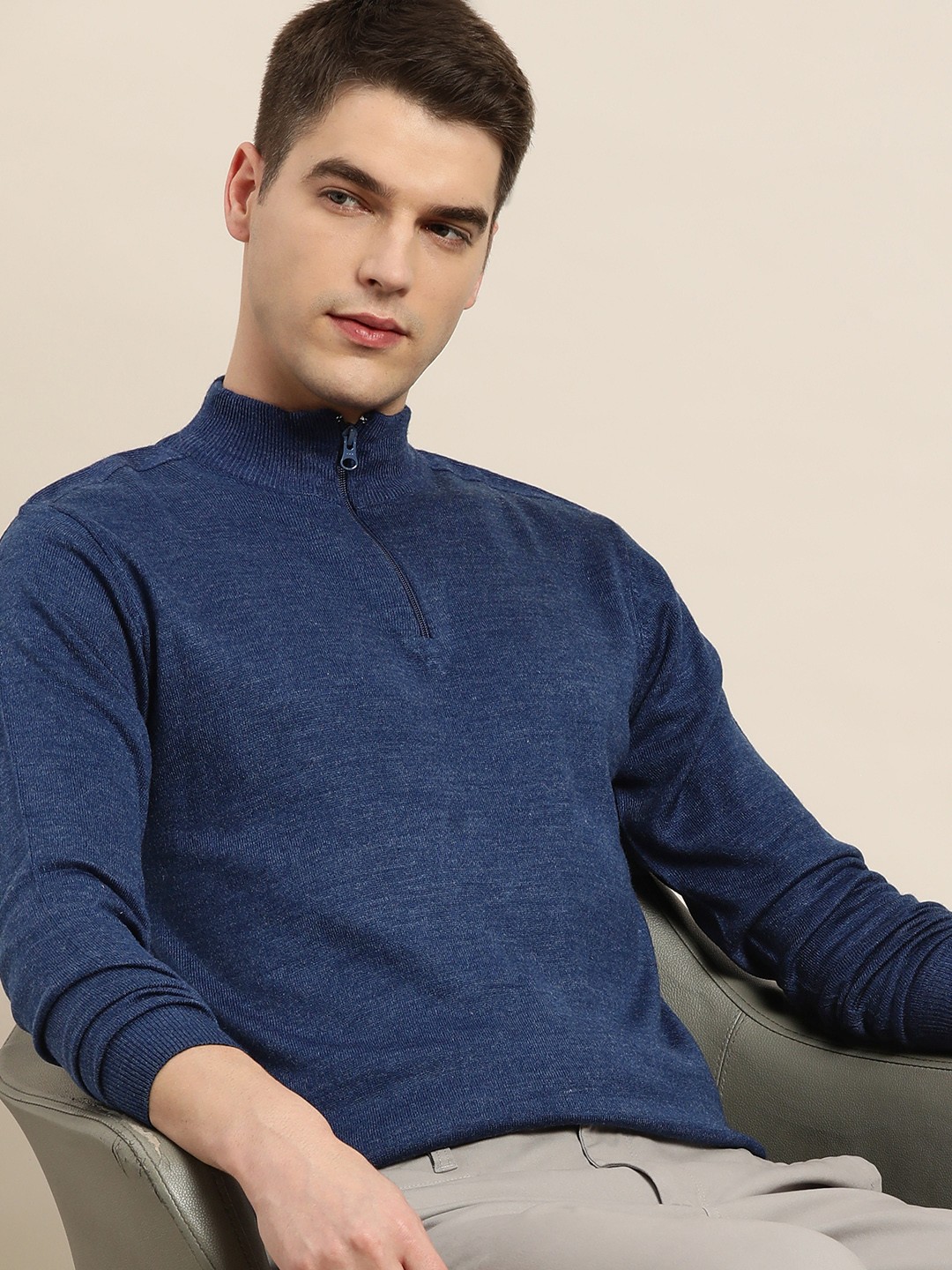 

INVICTUS Men Navy Blue Solid Acrylic Half Zipper Pullover