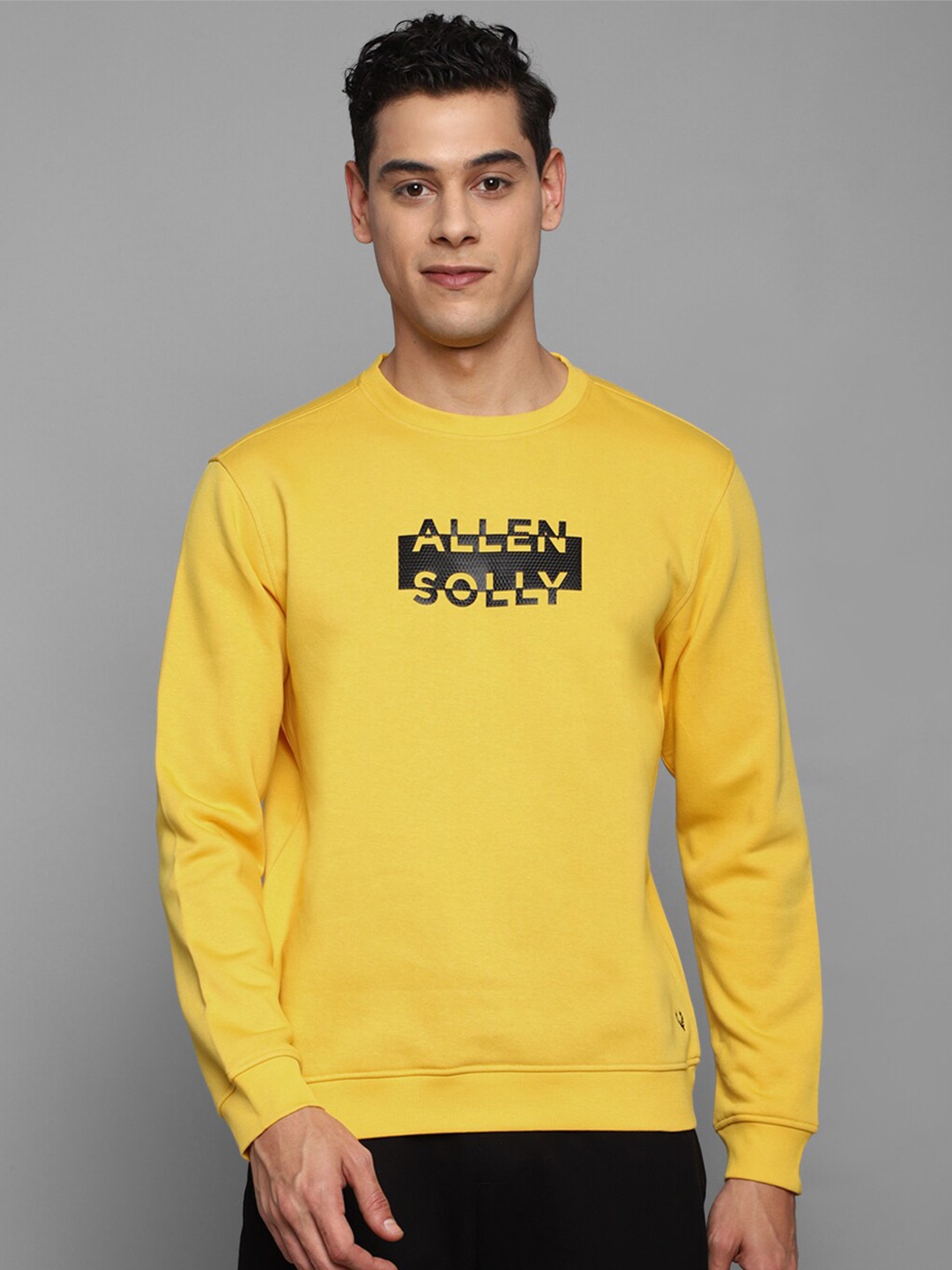 

Allen Solly Men Yellow Printed Long Sleeves Sweatshirt