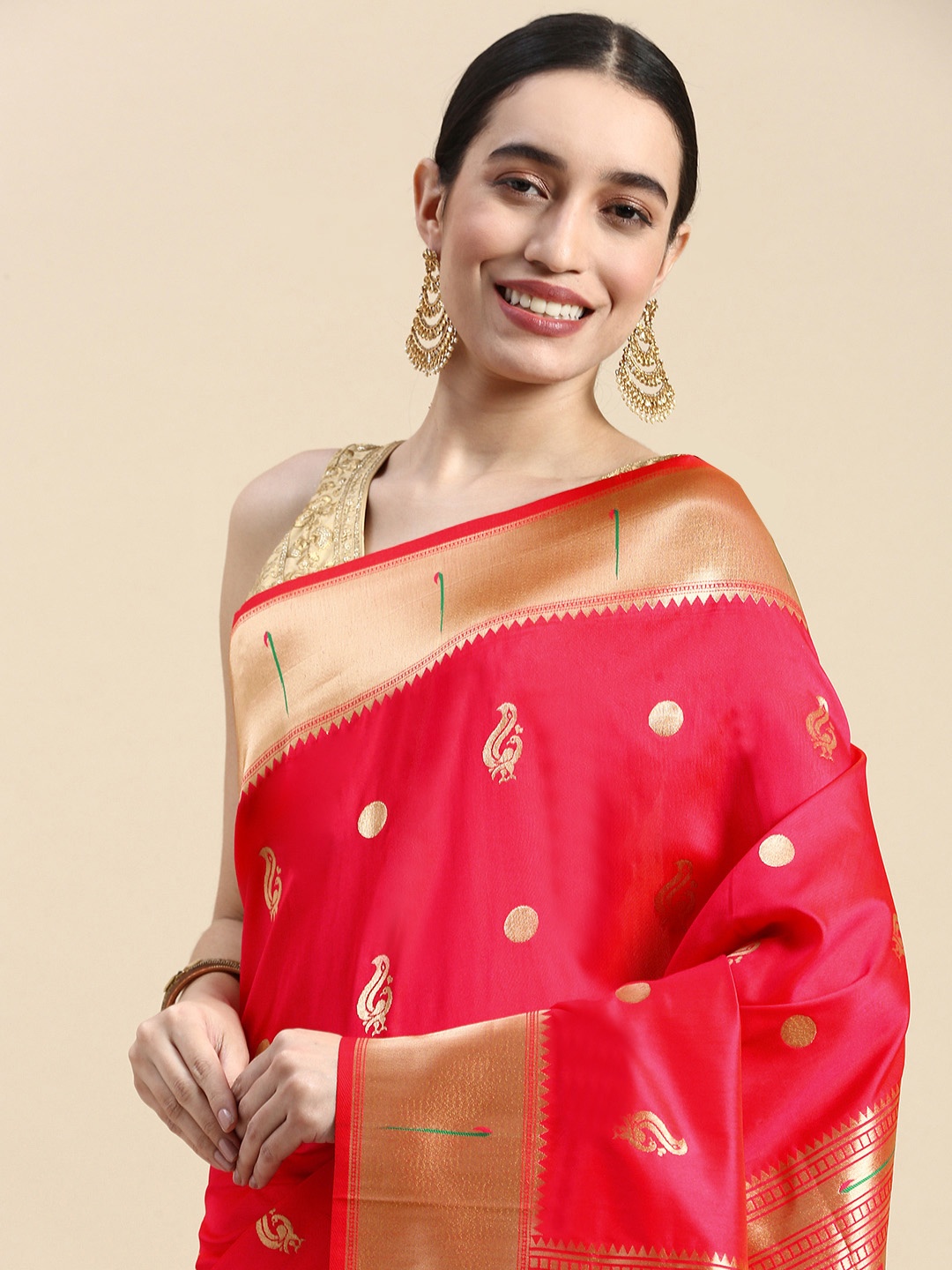 

Mitera Woven Design Silk Blend Paithani Saree, Pink