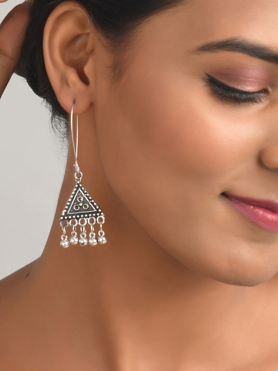 

Fida Silver-Plated Contemporary Drop Earrings