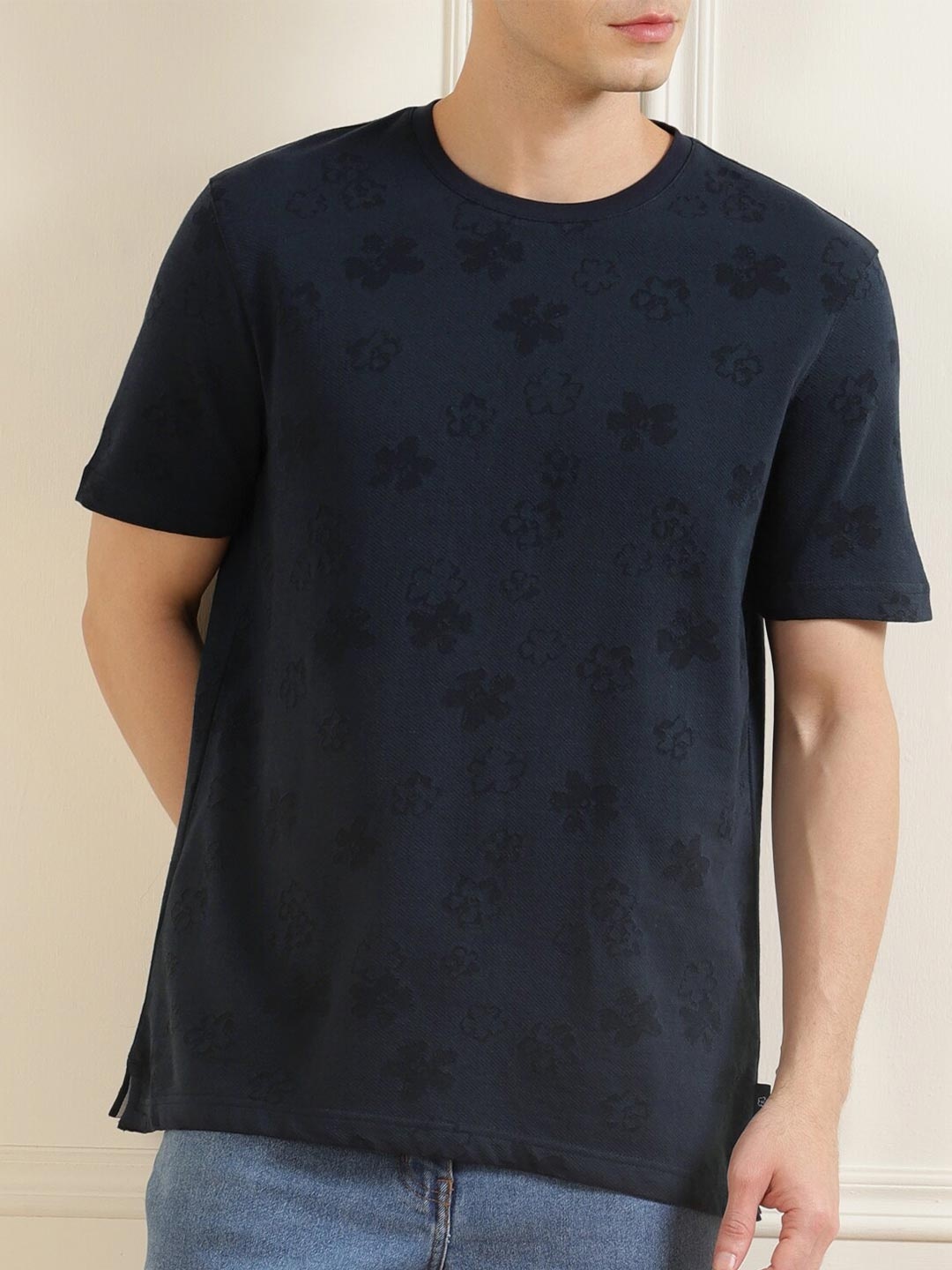 

Ted Baker Men Navy Blue Floral Printed Pure Cotton T-shirt