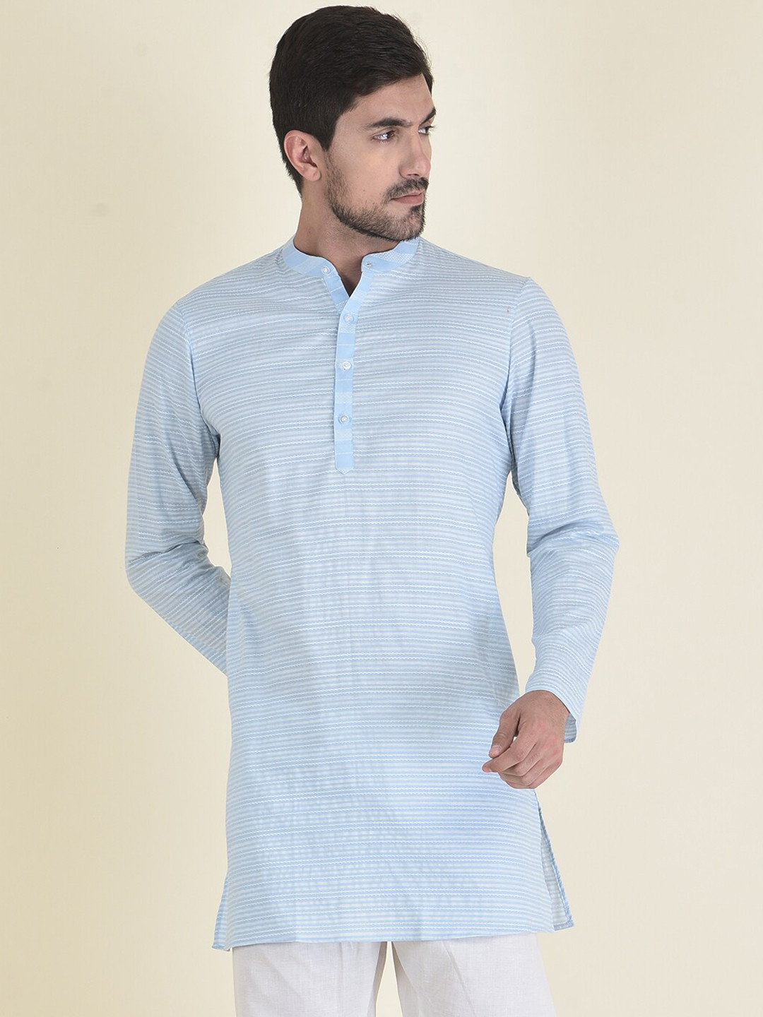 

DEYANN Men Blue Thread Work Jacquard Kurta