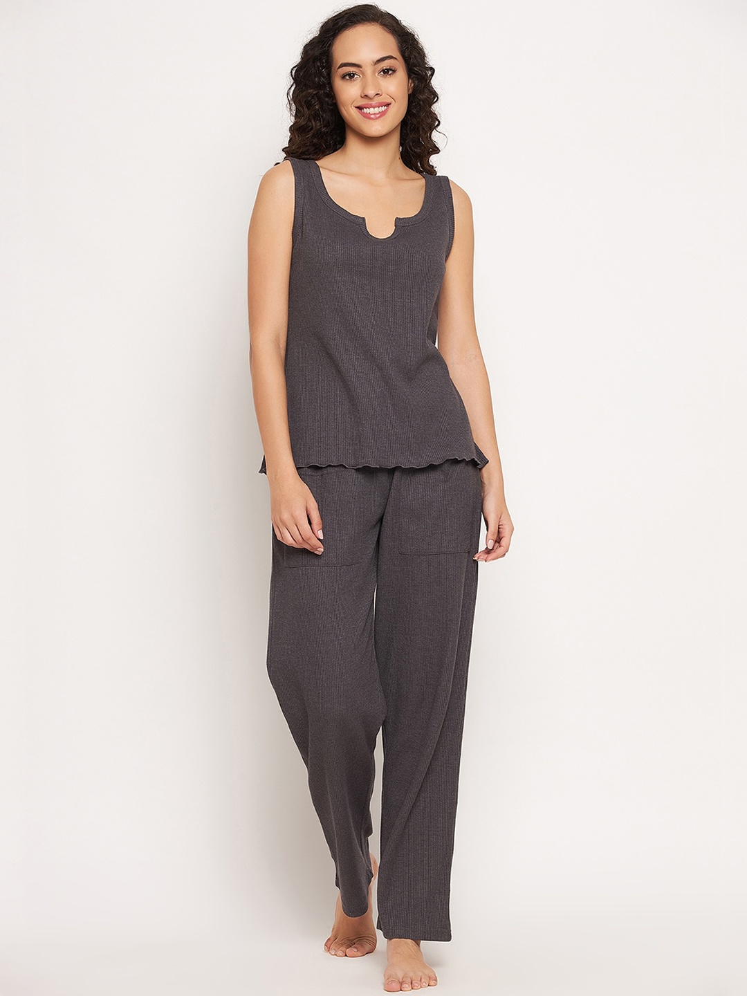 

Clovia Women Grey Night suit