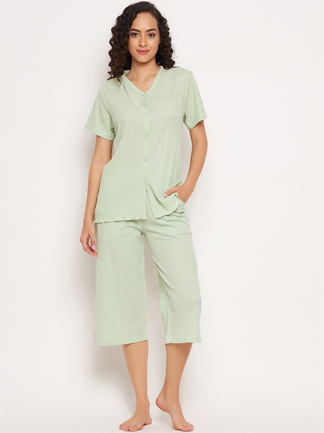 

Clovia Women Green Pure Cotton Night suit