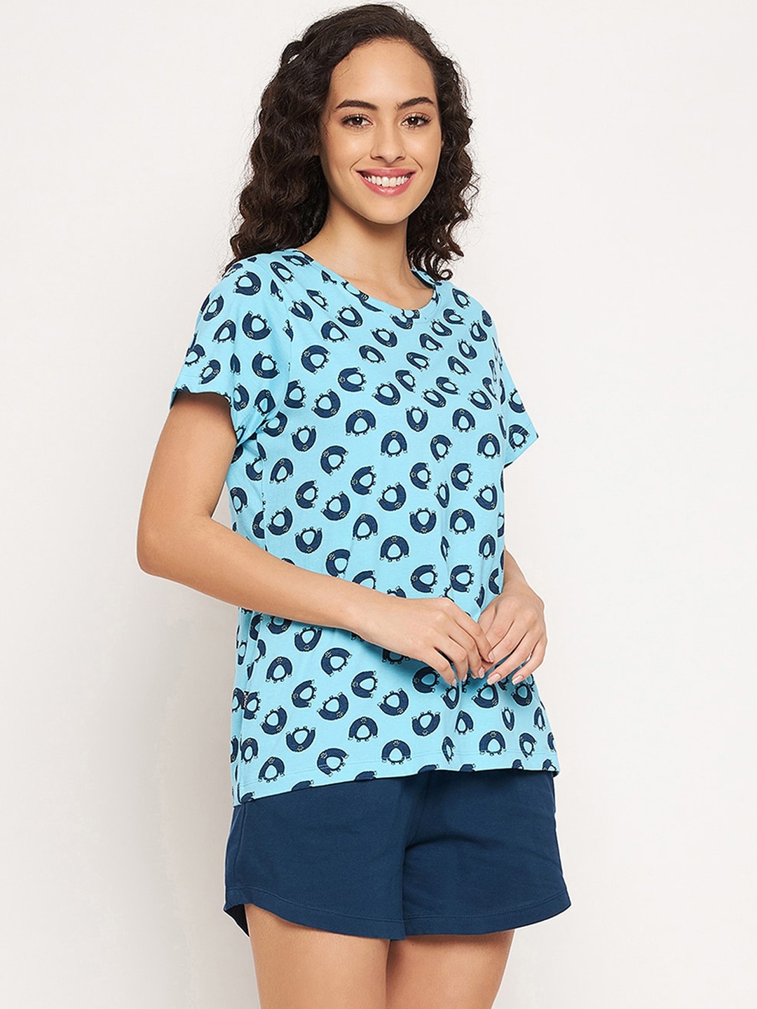 

Clovia Women Blue & Navy Blue Printed Night suit