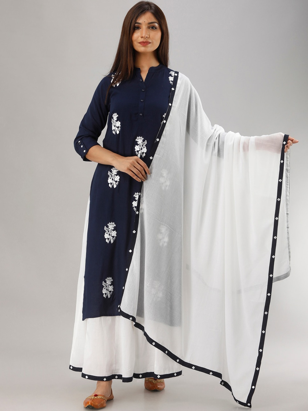 

MAUKA Women Navy Blue Embroidered Kurta with Palazzos & With Dupatta