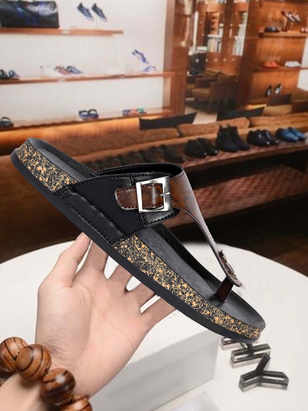 

FOUR STAR TRUCK SALES Men Brown Rubber Thong Flip-Flops