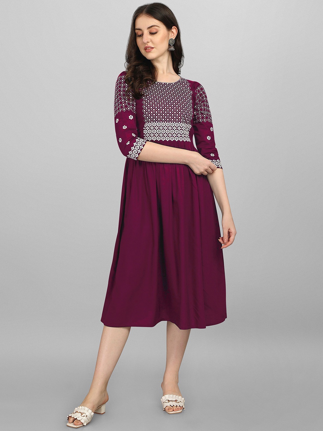 

FabFairy Women Purple Ethnic Motifs Printed Mirror Work Kurta