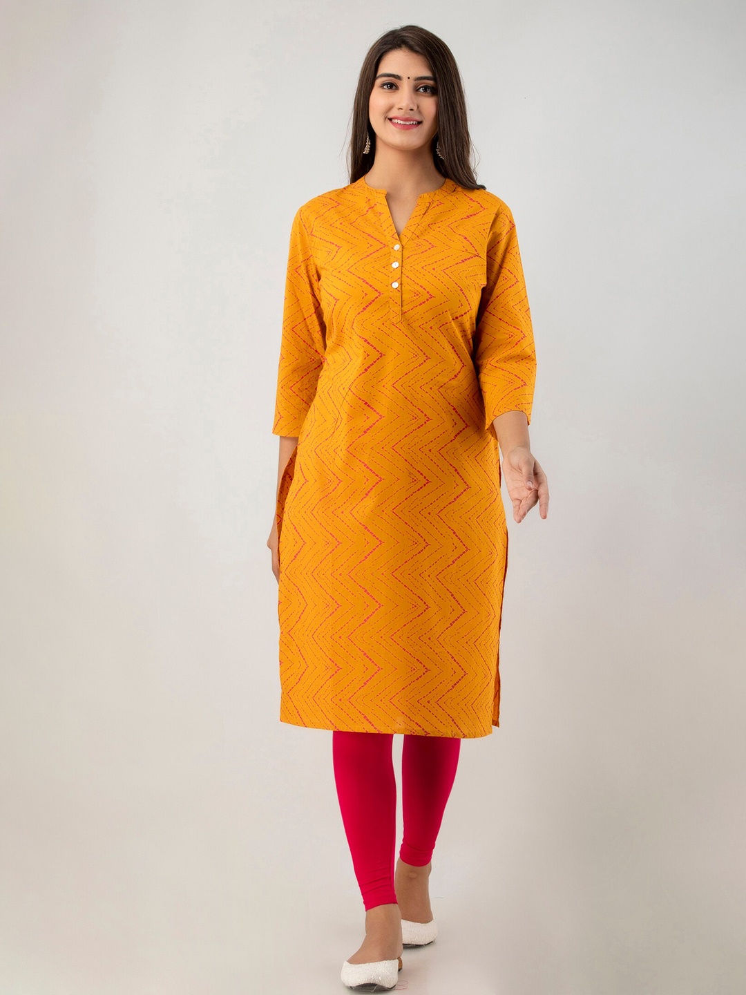 

Sutidora Women Mustard Yellow Chevron Printed Cotton Kurta