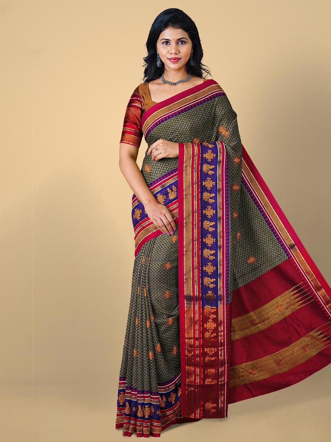 

Kalamandir Violet & Red Ethnic Motifs Zari Silk Blend Saree