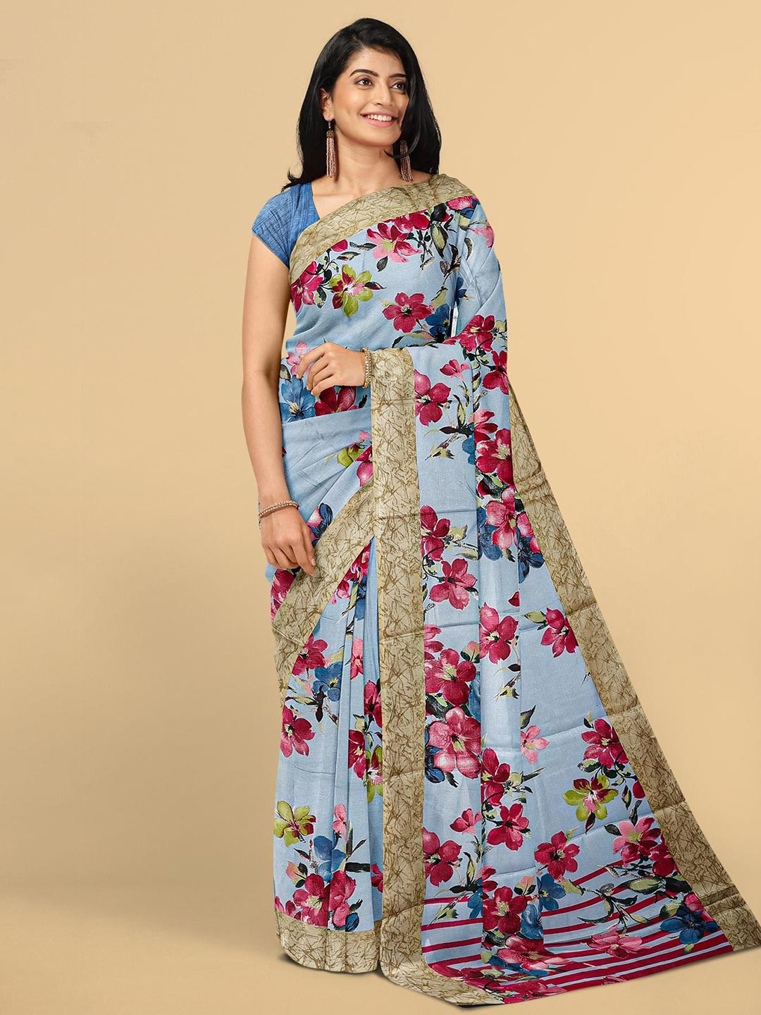 

Kalamandir Blue & Red Floral Silk Blend Saree