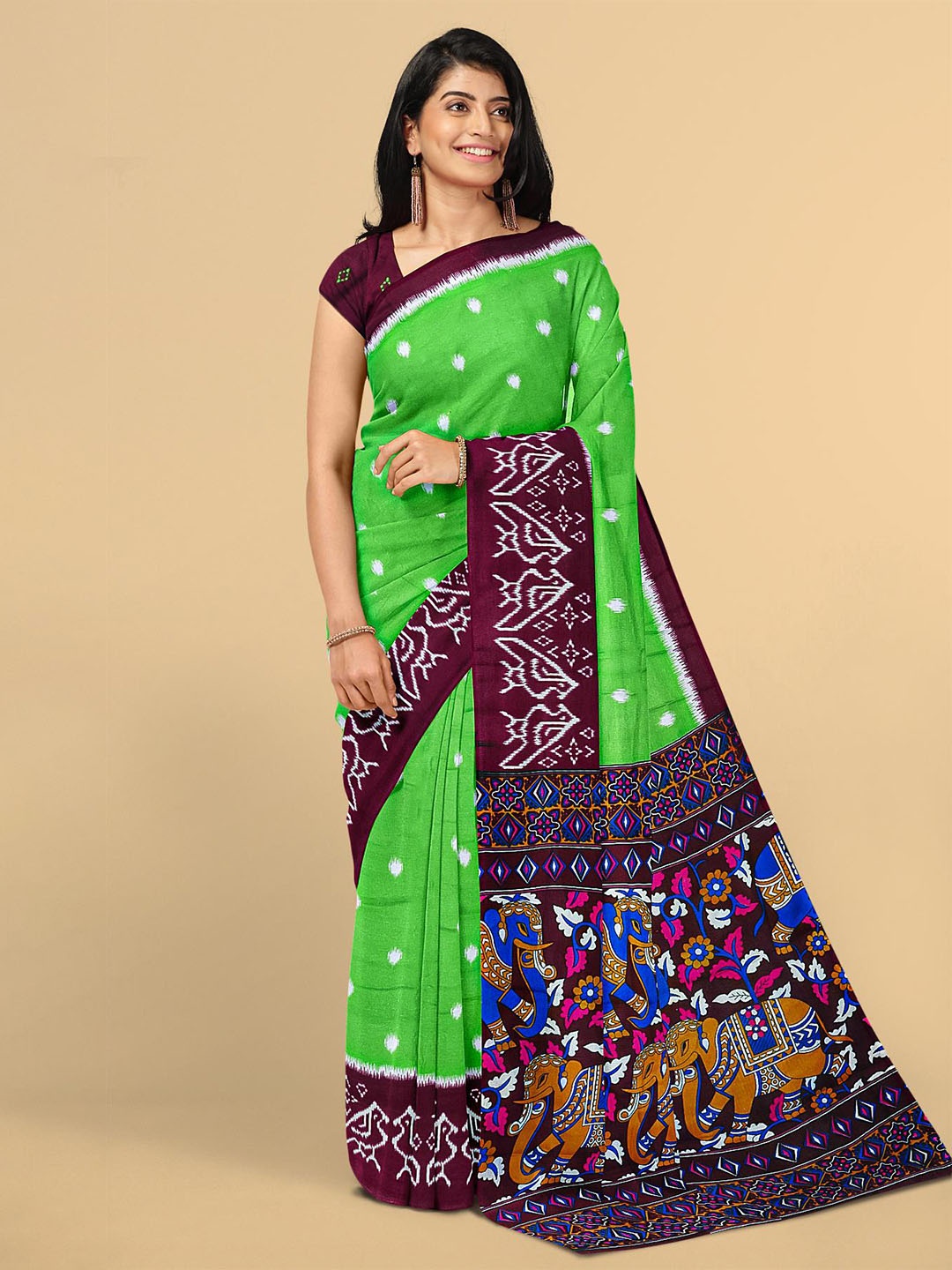

Kalamandir Green & Maroon Ethnic Motifs Silk Blend Saree