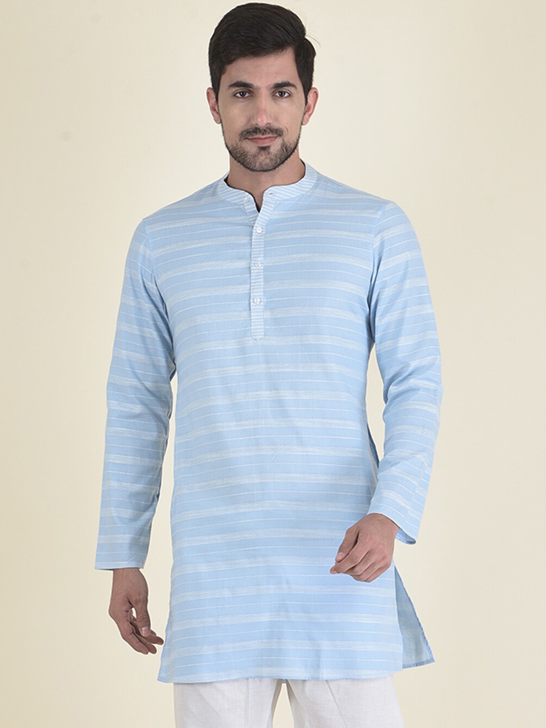 

DEYANN Men Blue Striped Kurta with Pyjamas