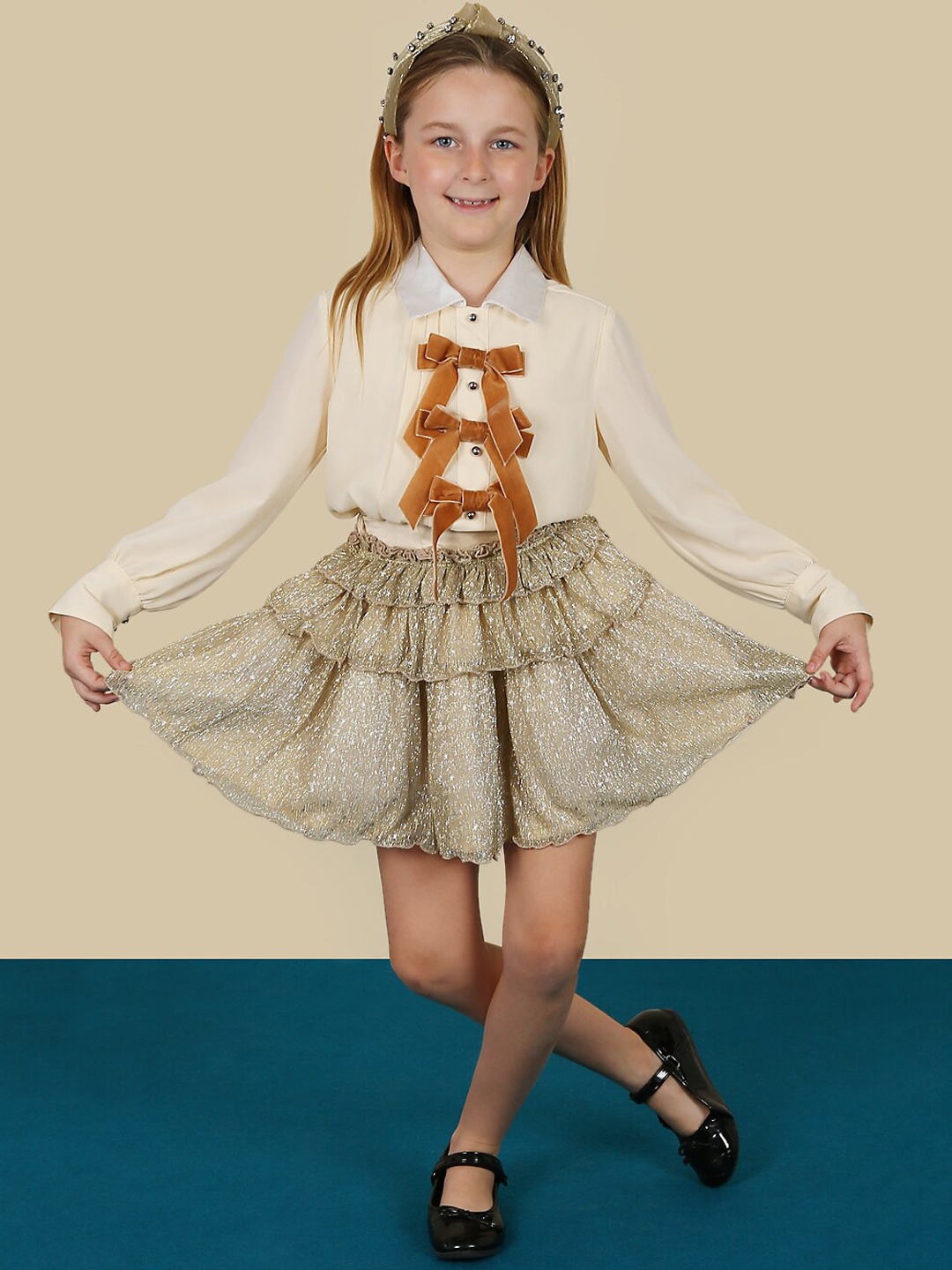 

One Friday Girls Gold Printed Flared Skirts