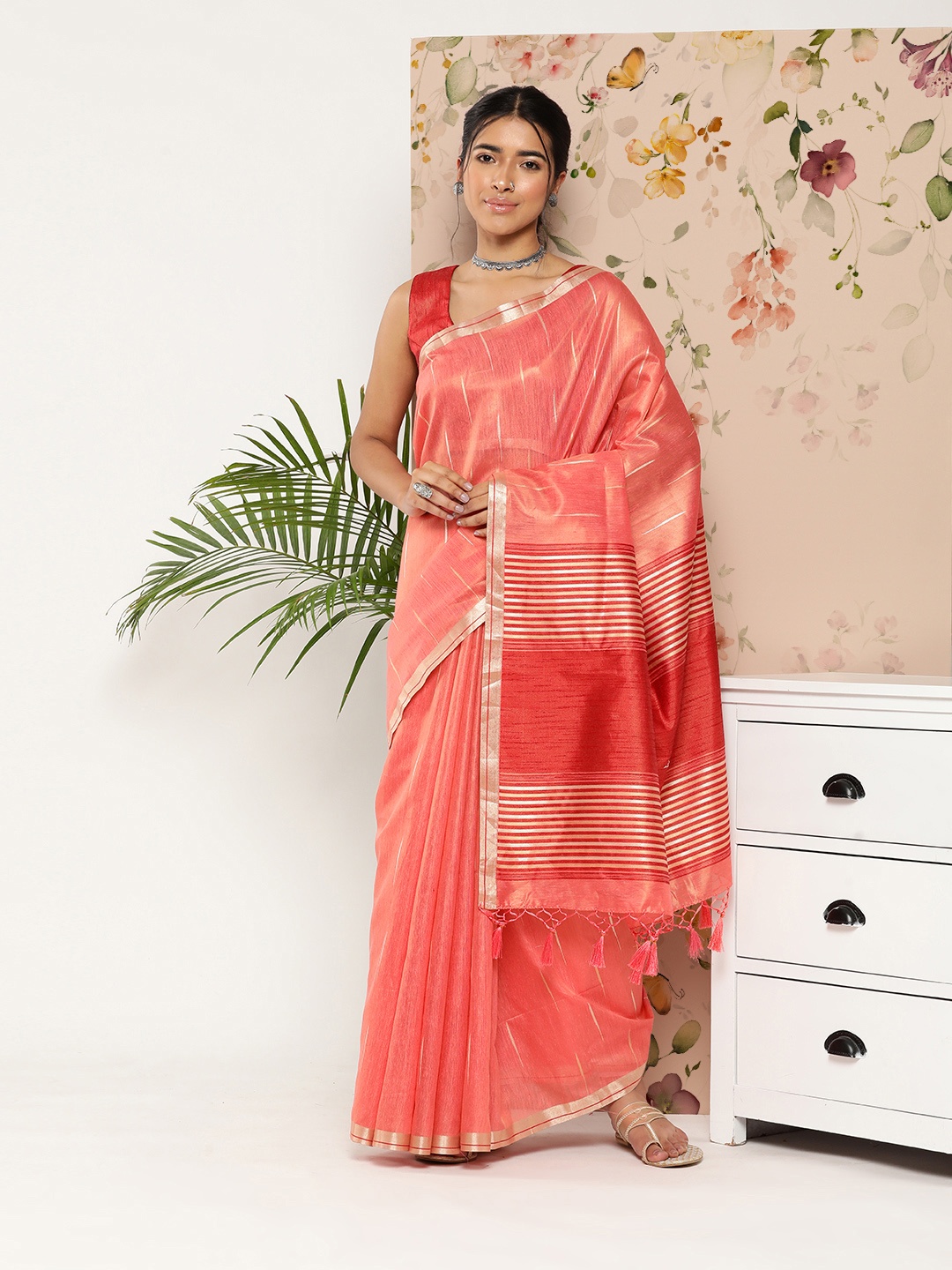 

SAARYA Pink & Red Zari Saree
