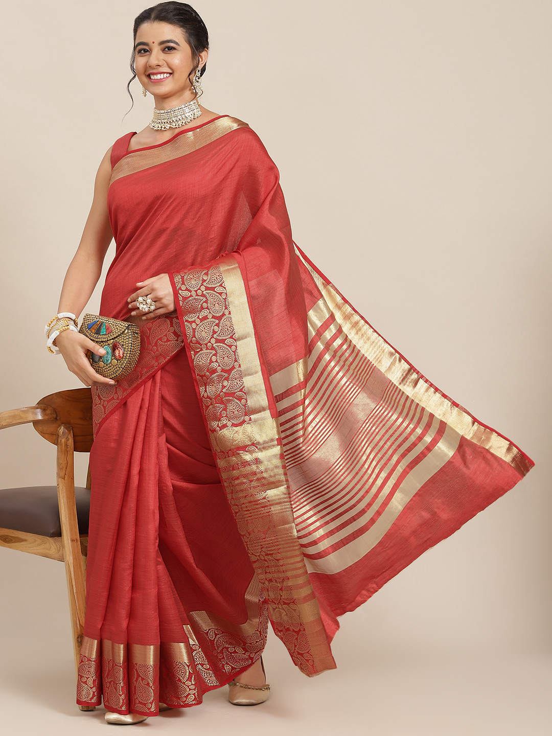 

SAARYA Red & Gold-Toned Zari Saree