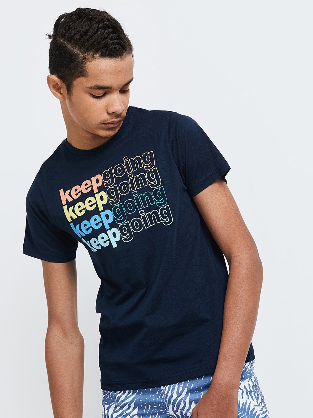 

Max Boys Navy Blue Typography Printed T-shirt