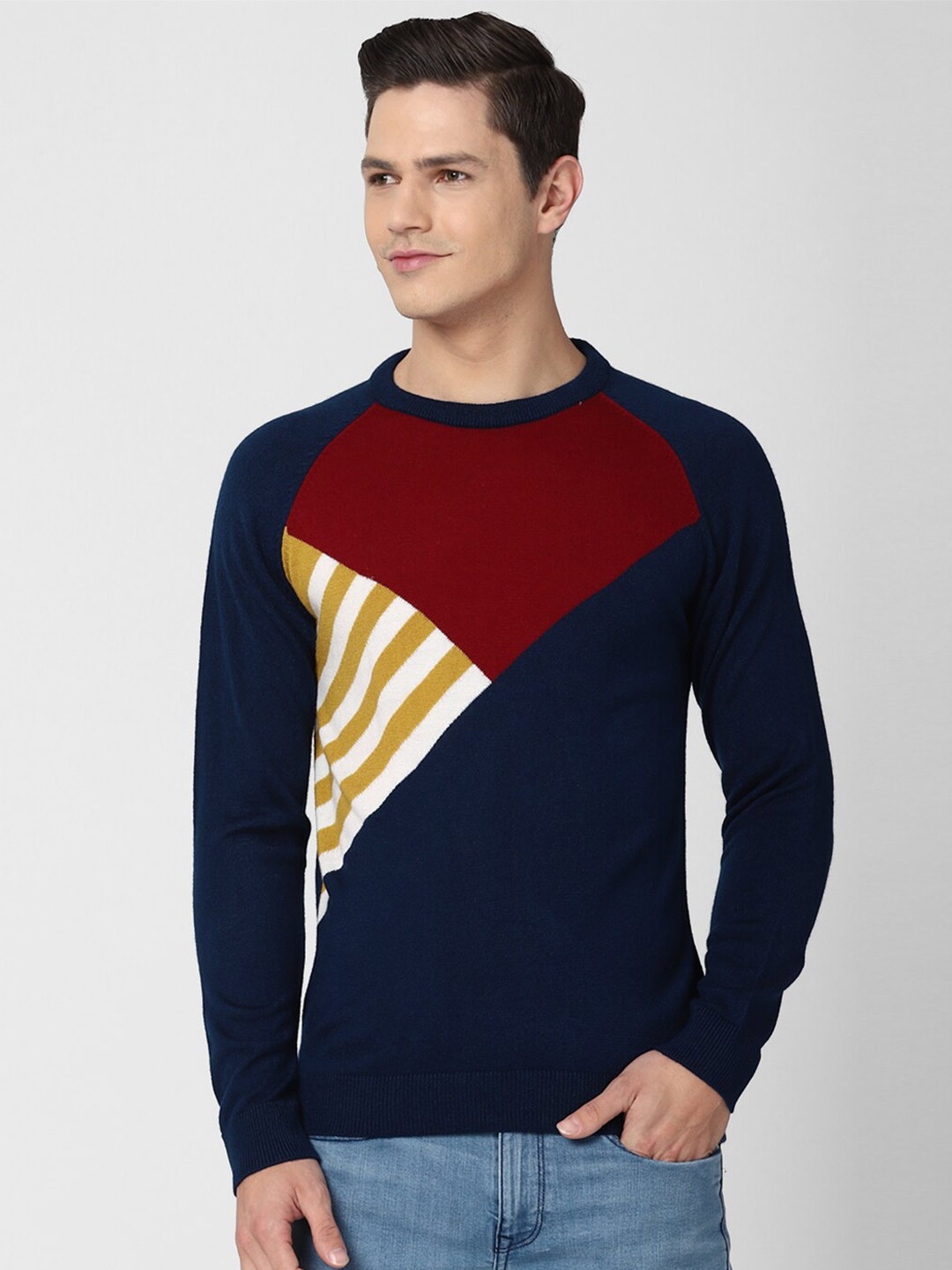 

Peter England Casuals Men Navy Blue & Maroon Colourblocked Pullover