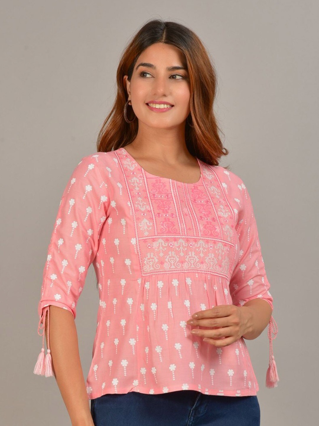 

Meeranshi Women Pink Print Liva Top