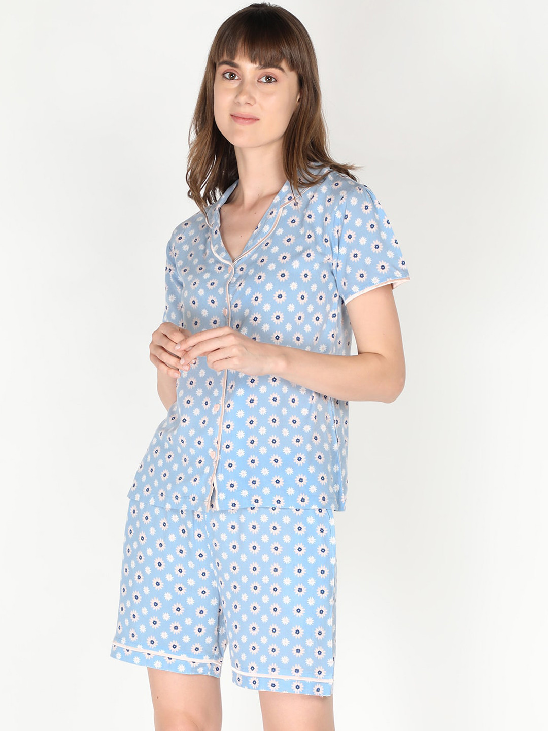 

Organzaa Women Blue & White Printed Night suit