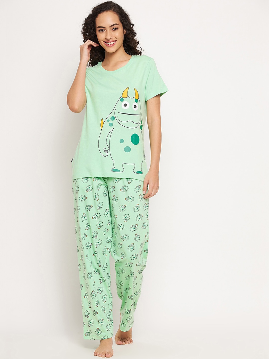 

Clovia Women Green & Black Printed Pure Cotton Night suit