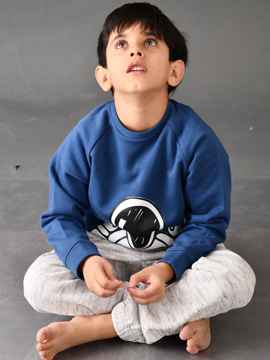 

Anthrilo Boys Grey & Blue Printed Night suit
